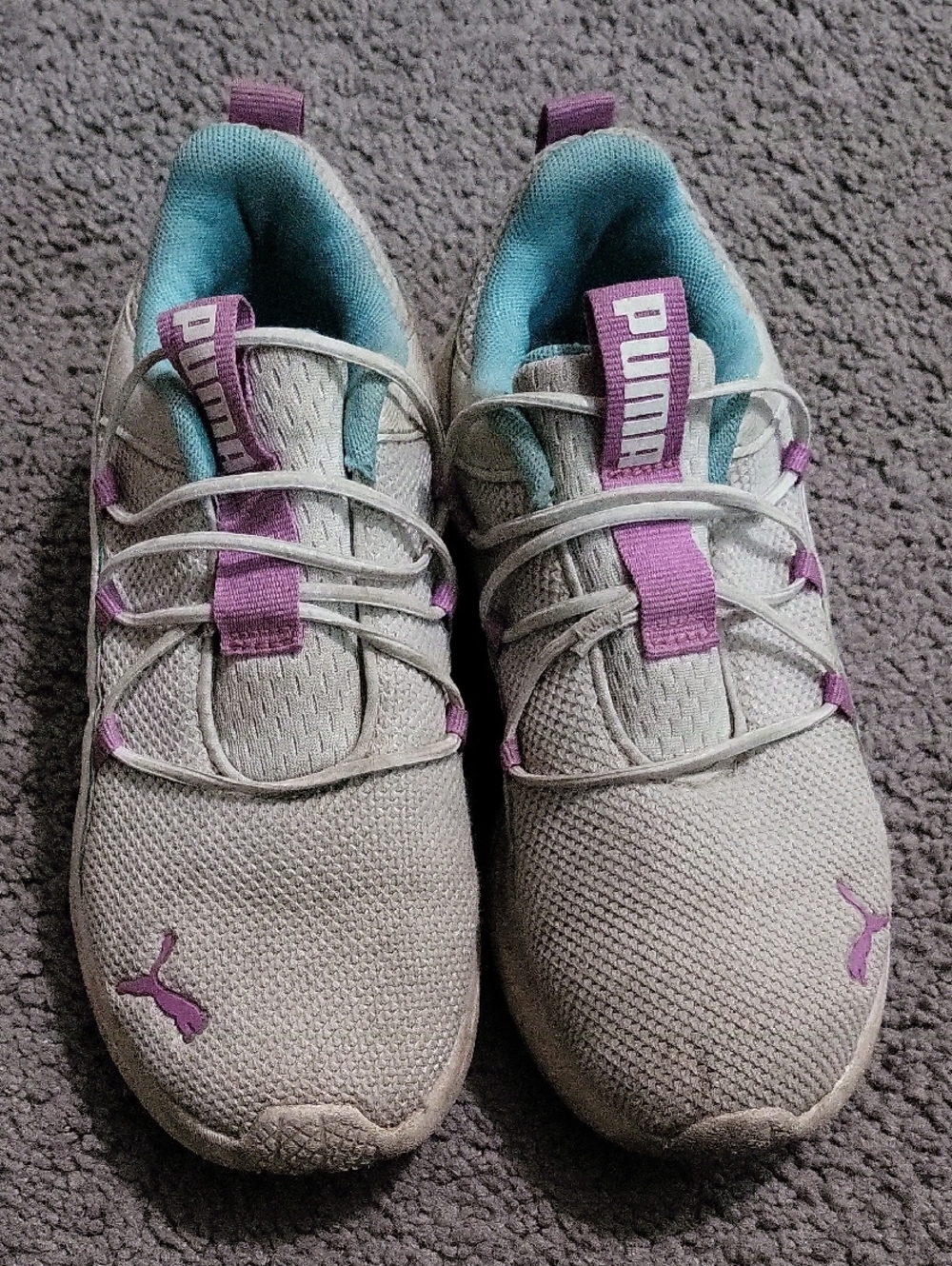 Puma Light Gray Knit Sneakers with Purple Accents and Teal Lining